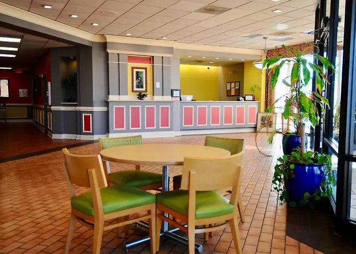 Madison Inn&Suites