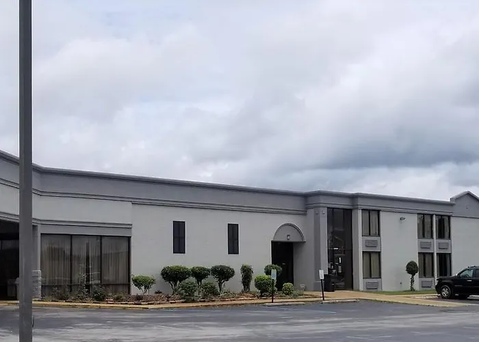 Madison Inn&Suites