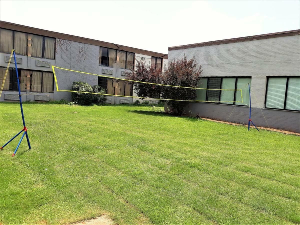 Motel Inn&suites 2*