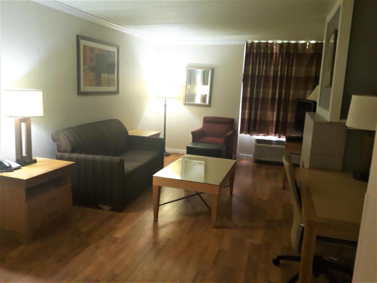 Inn&suites Motel