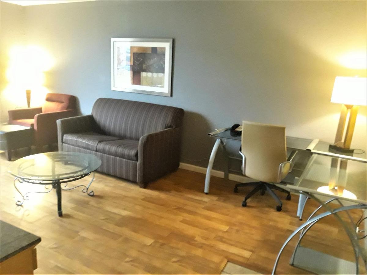 Inn&suites Motel