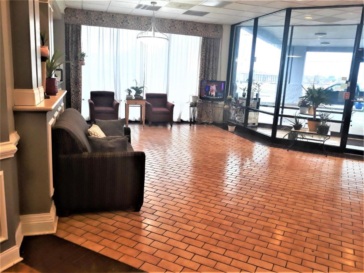 Motel Inn&suites 2*